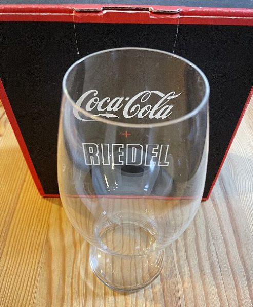 リーデルのコカ・コーラ専用グラス